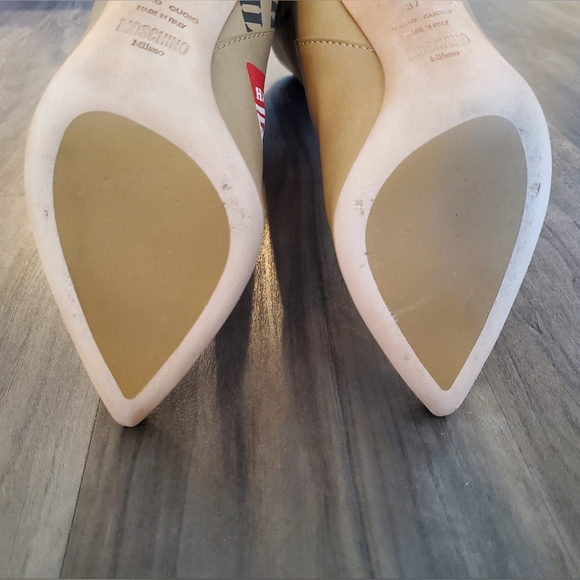 MOSCHINO - UPS mockup tall boots - Picture 13 of 16